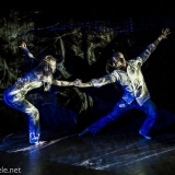 projection-on-dancers-img_5846-2.jpg